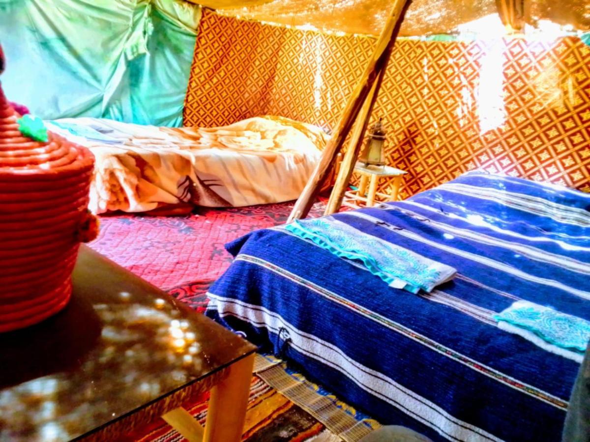 Amoudou Lodge Camp Tissint Cameră foto